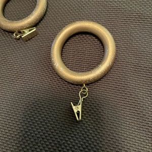 Wooden ring  drape curtain hanger